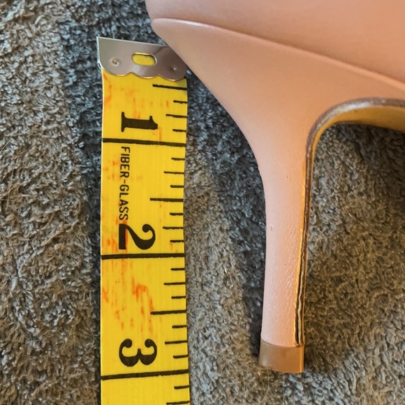 Coach pale pink patent leather pumps 8 - Picture 7 of 11